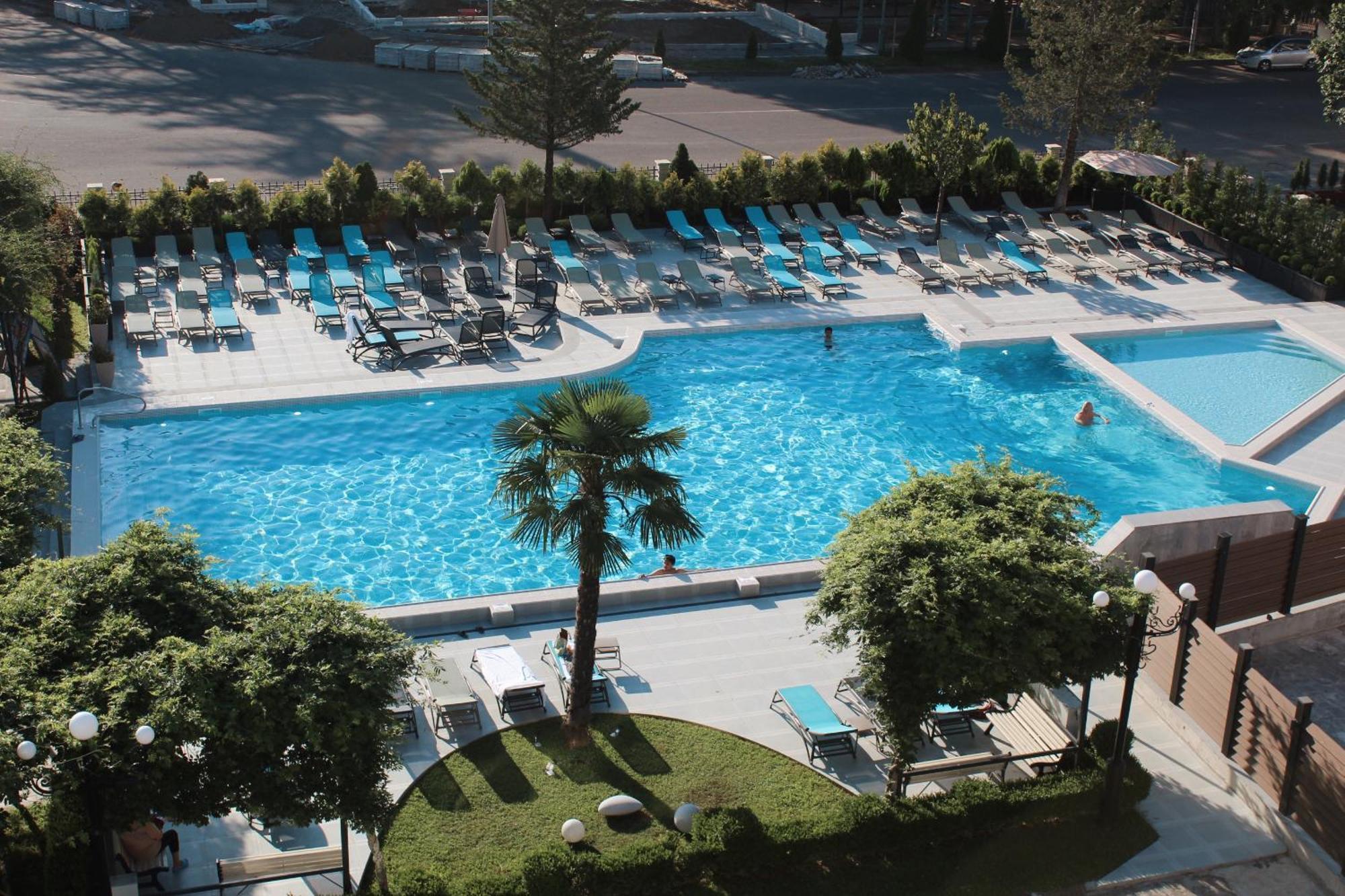 Tskaltubo Hotel Prometheus Luaran gambar
